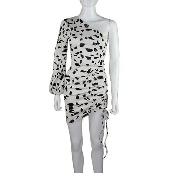 🔥HP🔥Elegant one shoulder print dress.🔥 - Picture 5 of 6